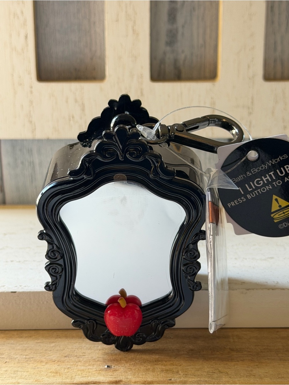 Bath & Body Works Disney Villains Evil Queen Light Up Mirror PocketBac Holder